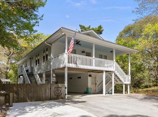 111 Ocean Oaks Dr, Emerald Isle, NC 28594