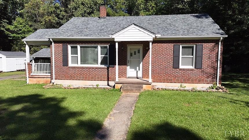 1st image of 139 Pinecrest Dr