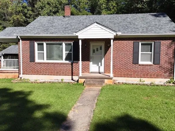 139 Pinecrest Dr, Madison Heights, VA 24572