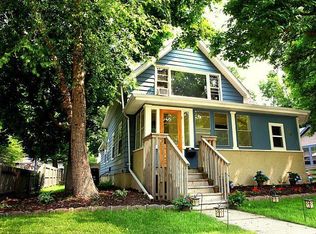 206 W California Ave, Urbana, IL 61801