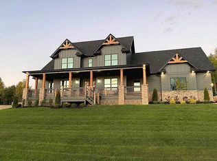 5513 Farmhouse Dr, Crestwood, KY 40014