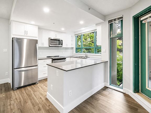 3rd image of 150 Keith Rd E #304