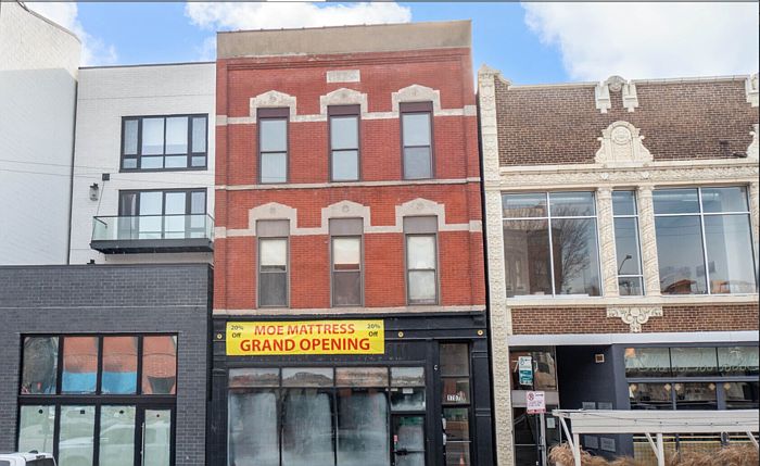 1st image of 1707 W Chicago Ave #3