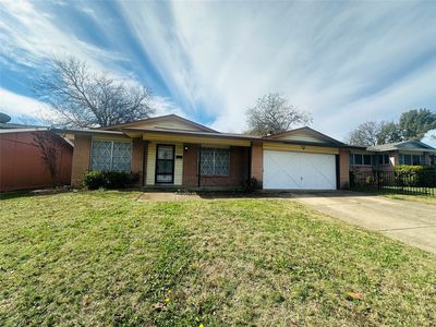 2567 Wood Valley Dr, Dallas, TX, 75211