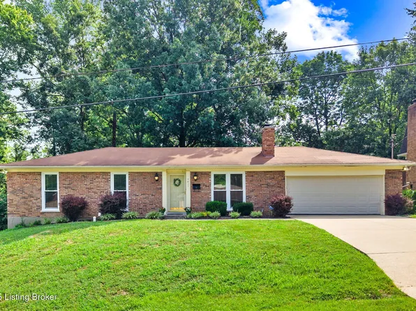 7411 Colt Dr, Louisville, KY 40214