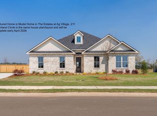 211 Farmland Cir, Perry, GA 31069