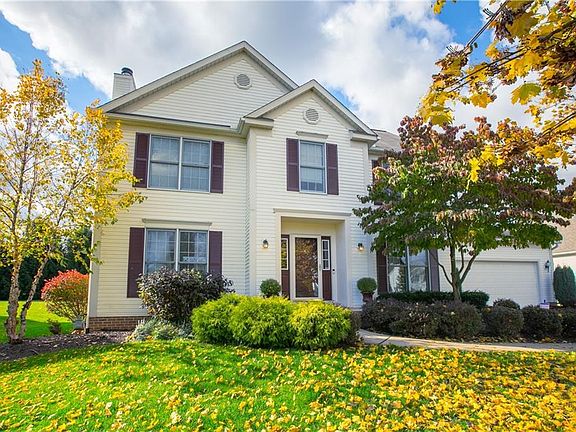 2nd image of 6110 Emerald Lakes Dr