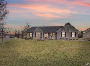 7366 Timberwolf Trl, Fairview Heights, IL 62208