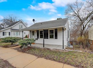 416 E Cook St, Portage, WI 53901