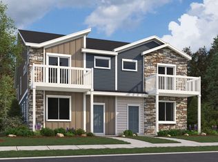 2402 Heyworth Ln, Fort Collins, CO 80524