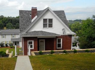 30 Oconnell Ave, Uniontown, PA 15401