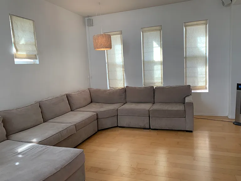 2772 Escala Cir — Photo 4