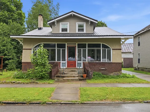 216 Maple Ave, Corry, PA 16407
