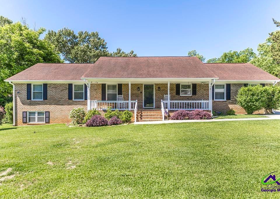 1st image of 3710 Sandy Cir