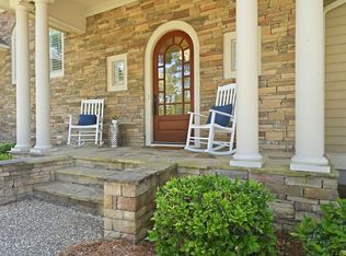 140 Cochrane Castle Cir, Southern Pines, NC 28374