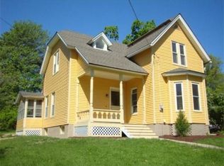 12 Hinckley St, Northampton, MA 01062