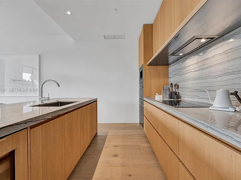 8701 Collins Ave #304 — Photo 17