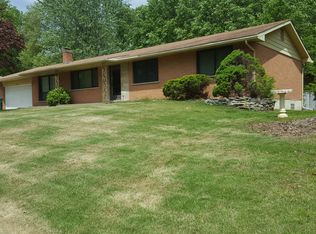 1825 Claudine Dr, Saint Louis, MO 63138