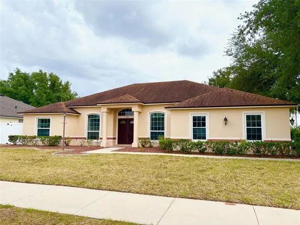 1601 Silhouette Dr, Clermont, FL 34711