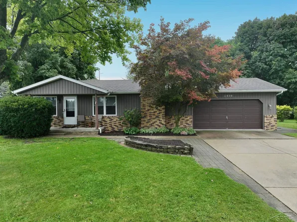 11030 N Evergreen Dr, Birch Run, MI 48415