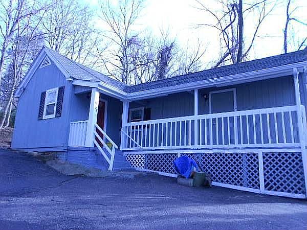 1st image of 45 1/2 Vernon Ave