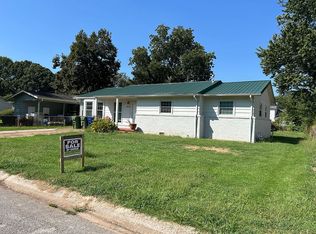 2716 Biscayne St SW, Huntsville, AL 35805