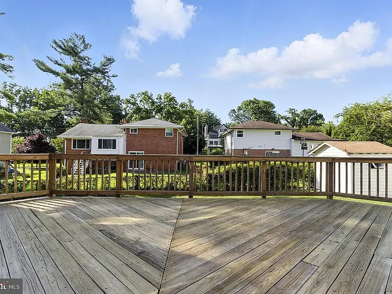 6407 Kirby Rd — Photo 37