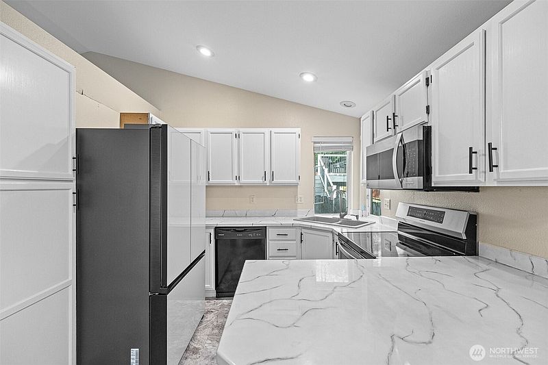 5th image of 9735 S 222nd Street