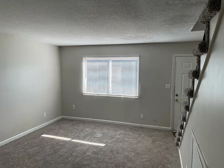 Peachtree Townhomes — Photo 7