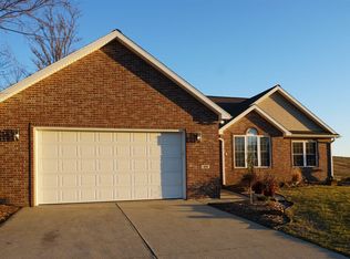 25 Buck Ridge Dr, Vincennes, IN 47591