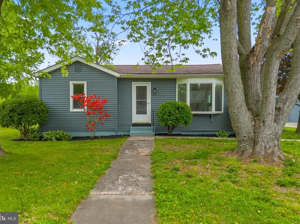 7 Meadowview Ave, Pennsville, NJ 08070