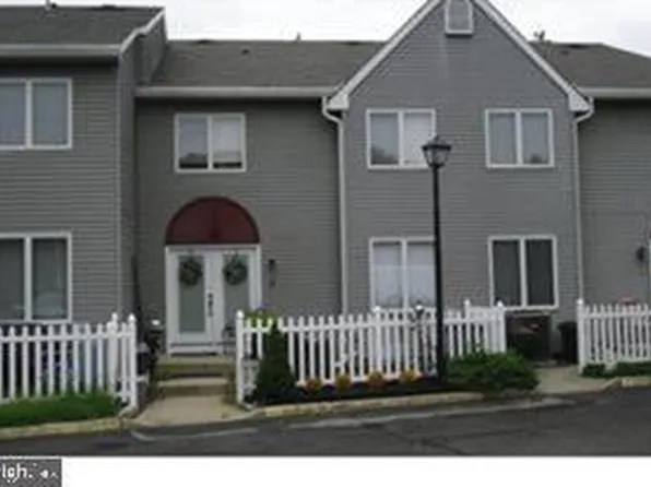 3 Wyndam Pl, Florence, NJ 08518