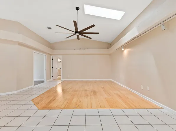 5115 Silver Oak Drive, Fort Pierce, FL 34982