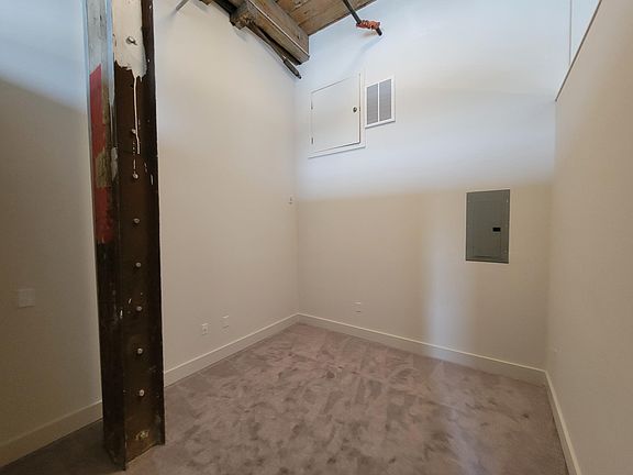 3rd image of 173 W Berks St Unit 102
