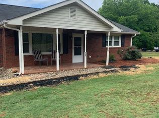 468 Burns Rd, Spartanburg, SC 29307