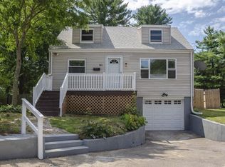 90 Brickel Rd, Stoughton, MA 02072