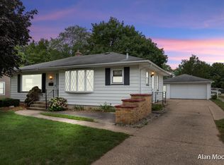 3411 Boone Ave SW, Wyoming, MI 49519