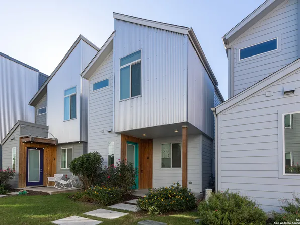330 Clay St #16, San Antonio, TX 78204