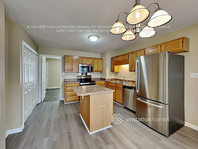 7537 Thebes Dr — Photo 9
