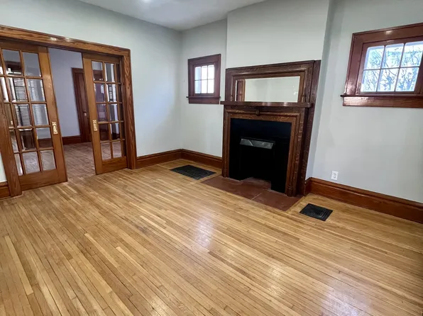 110 N Eureka Ave, Columbus, OH 43204