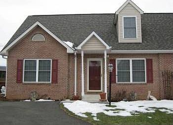 1st image of 17 Beau Ln
