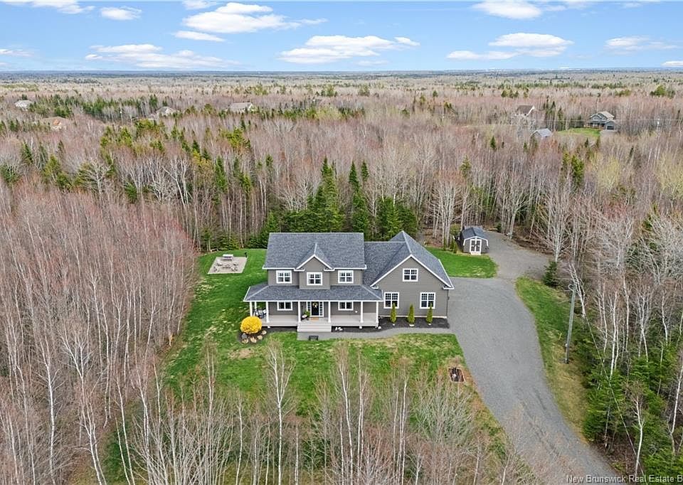 1st image of 77 Daniel Dr