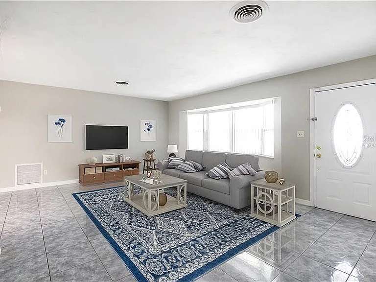 2231 Harn Blvd — Photo 3