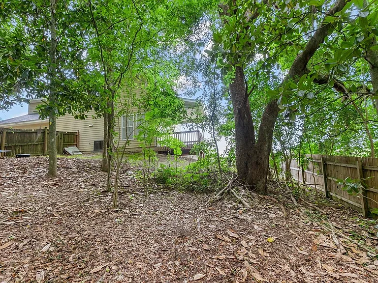 2602 Fenwood Ct — Photo 41