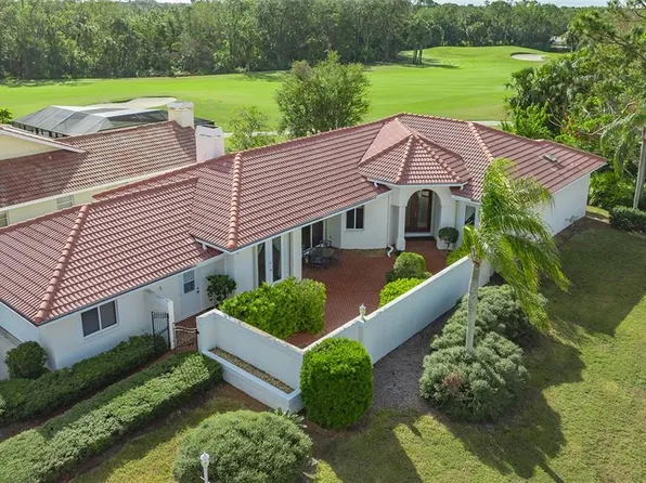 6602 Seven Pines Dr, Bradenton, FL 34203