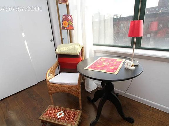 4th image of 2002 5th Ave APT 4E