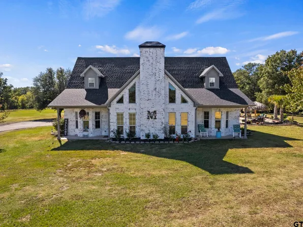 6992 Fm 21, Mount Vernon, TX 75457