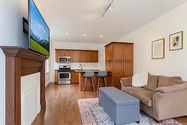 21-11 46th Avenue, #A