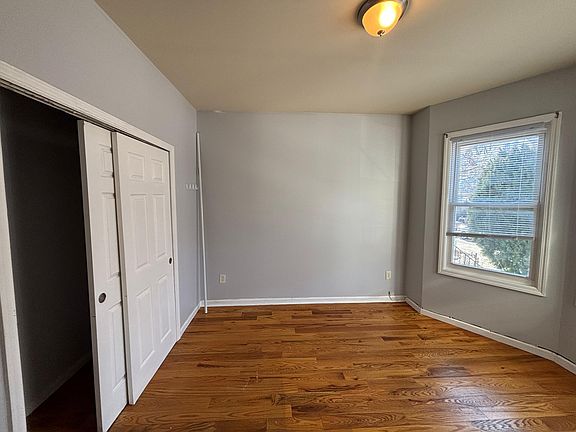 2nd image of 168 Wilkinson Ave #1