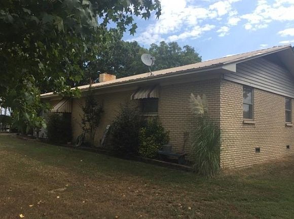 1st image of 375 NW 1070th Ave